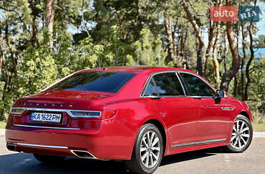Седан Lincoln Continental 2017 в 