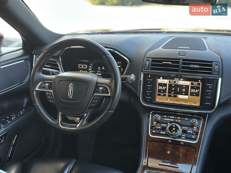 Седан Lincoln Continental 2017 в Києві фото 32 Седан Lincoln Continental 2017 в Києві