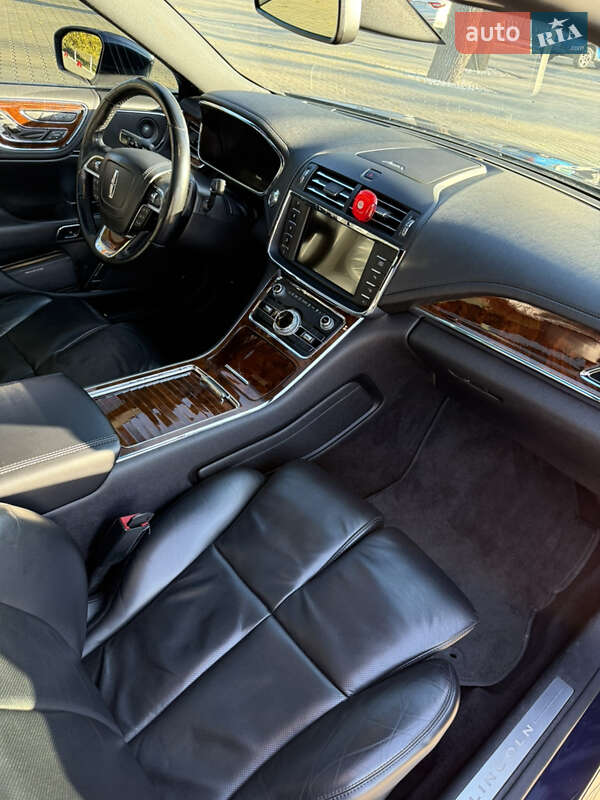 Седан Lincoln Continental 2017 в Измаиле фото 16 Седан Lincoln Continental 2017 в Измаиле