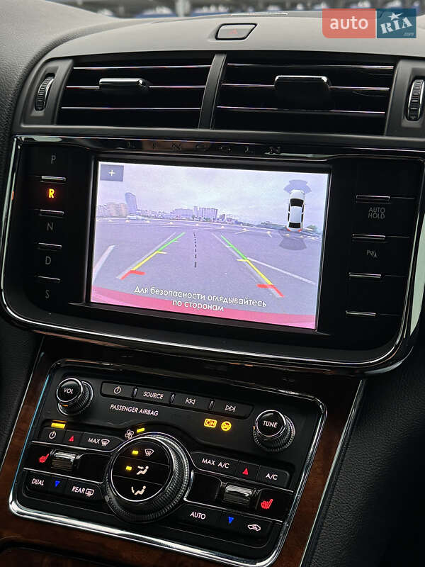 Седан Lincoln Continental 2020 в Києві