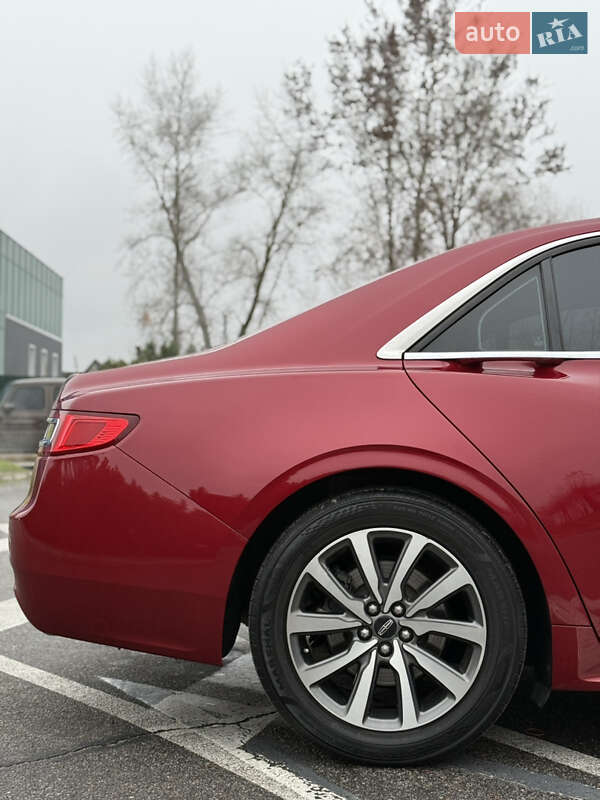 Седан Lincoln Continental 2017 в Киеве