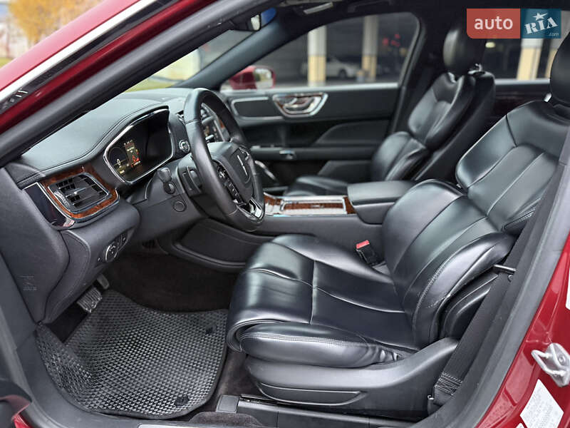 Седан Lincoln Continental 2017 в Киеве