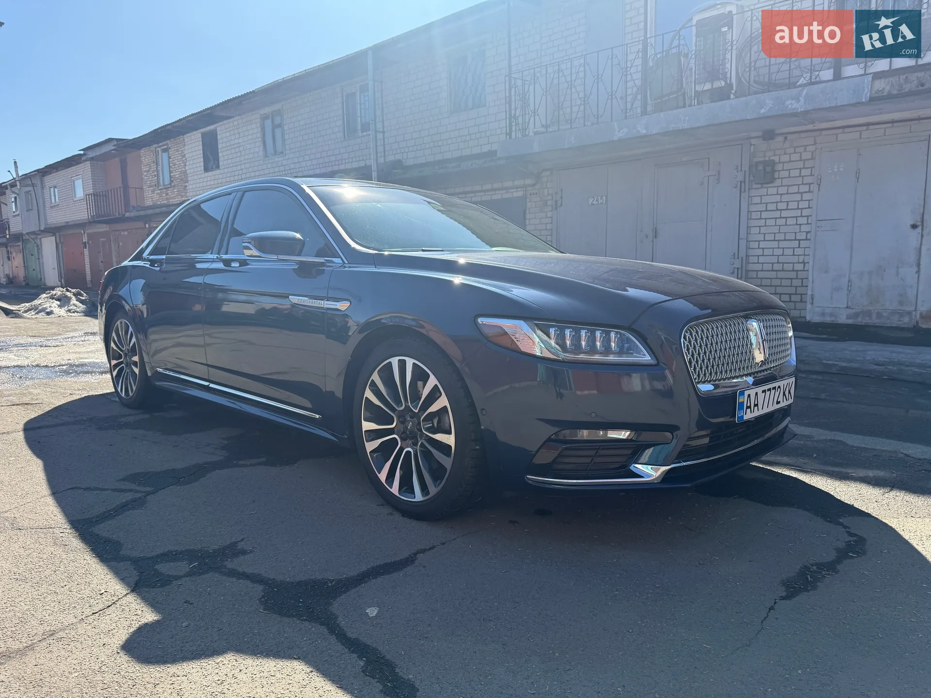 2016 Lincoln Continental - мініатюра 20