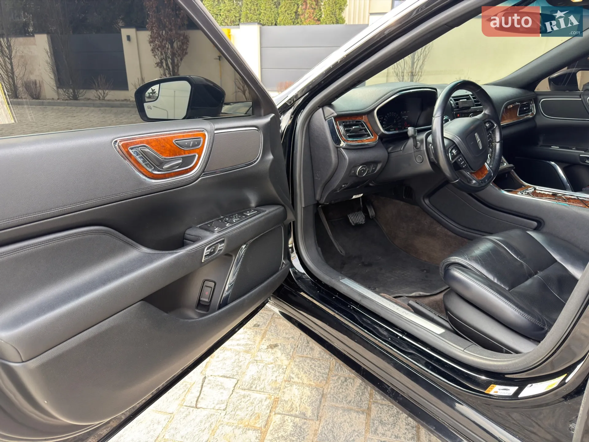 2016 Lincoln Continental - мініатюра 9