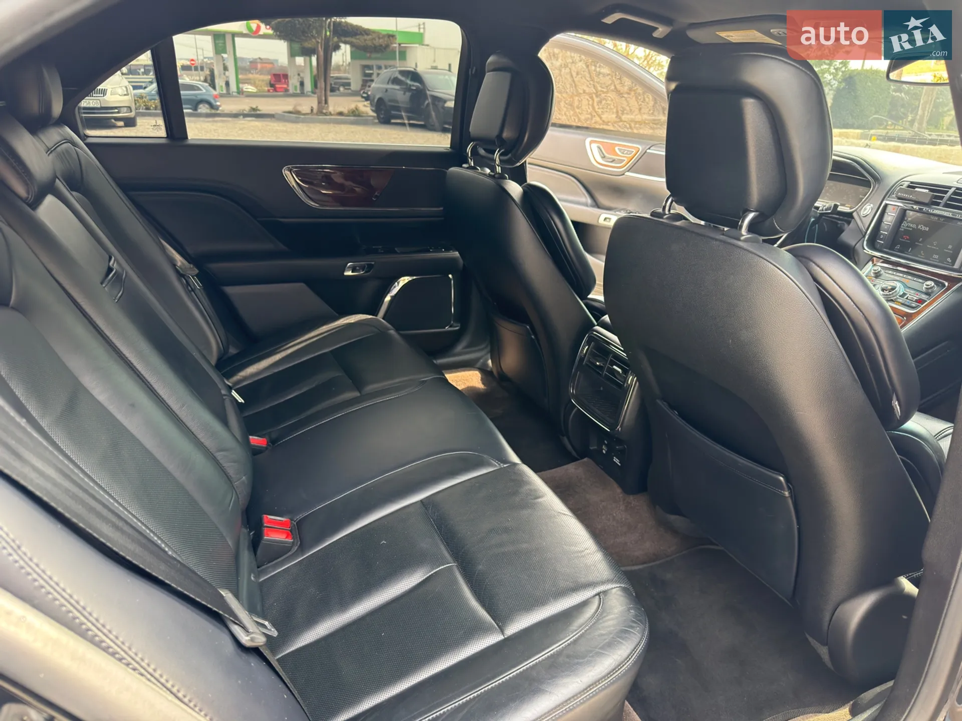 2016 Lincoln Continental - мініатюра 18