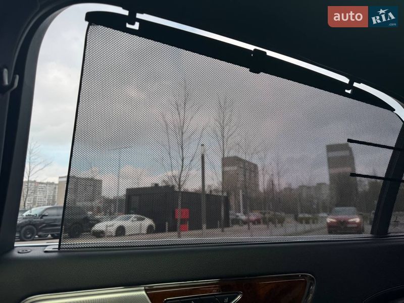 Седан Lincoln Continental 2016 в Києві фото 24 Седан Lincoln Continental 2016 в Києві