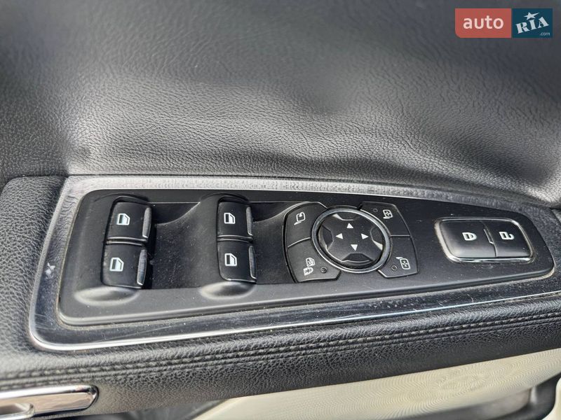 Седан Lincoln Continental 2016 в Києві фото 27 Седан Lincoln Continental 2016 в Києві