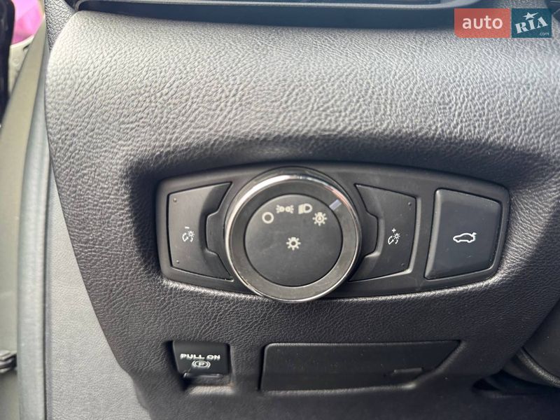 Седан Lincoln Continental 2016 в Києві фото 28 Седан Lincoln Continental 2016 в Києві