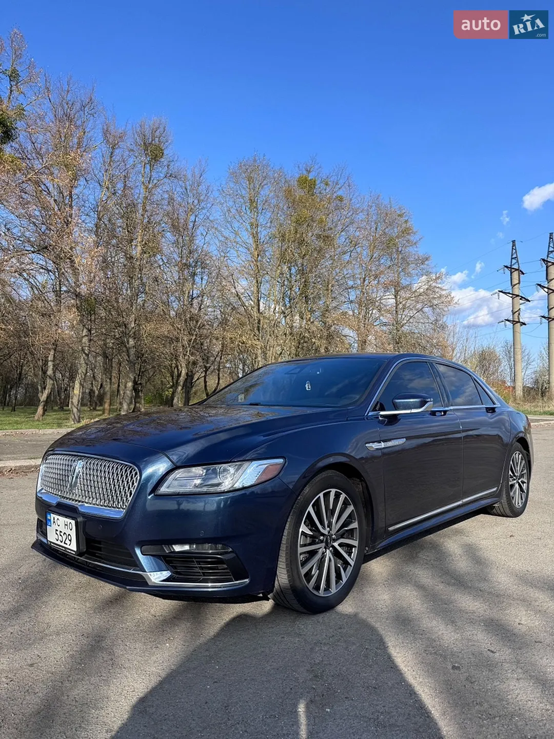 2017 Lincoln Continental - мініатюра 3