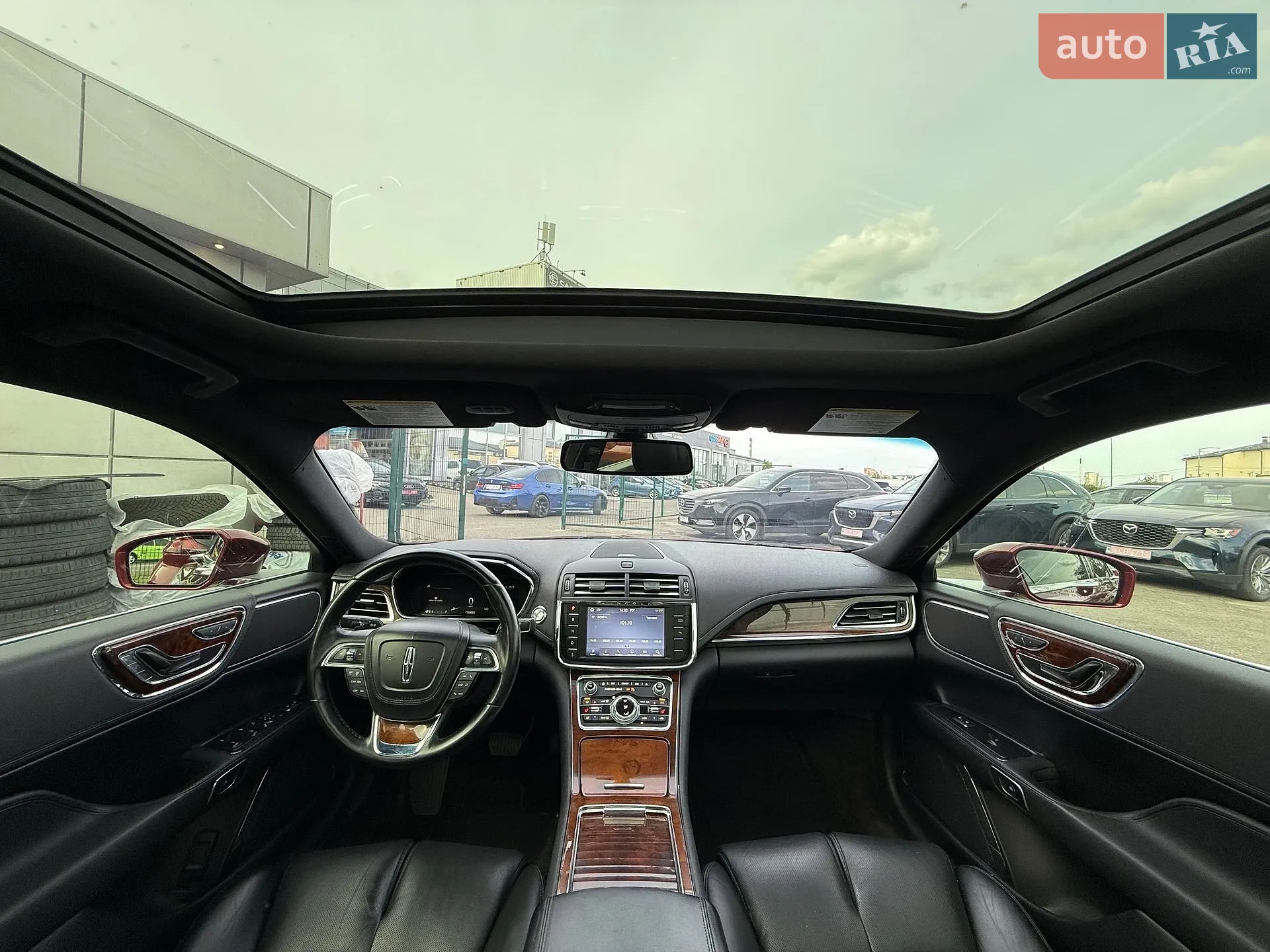 2016 Lincoln Continental - мініатюра 11