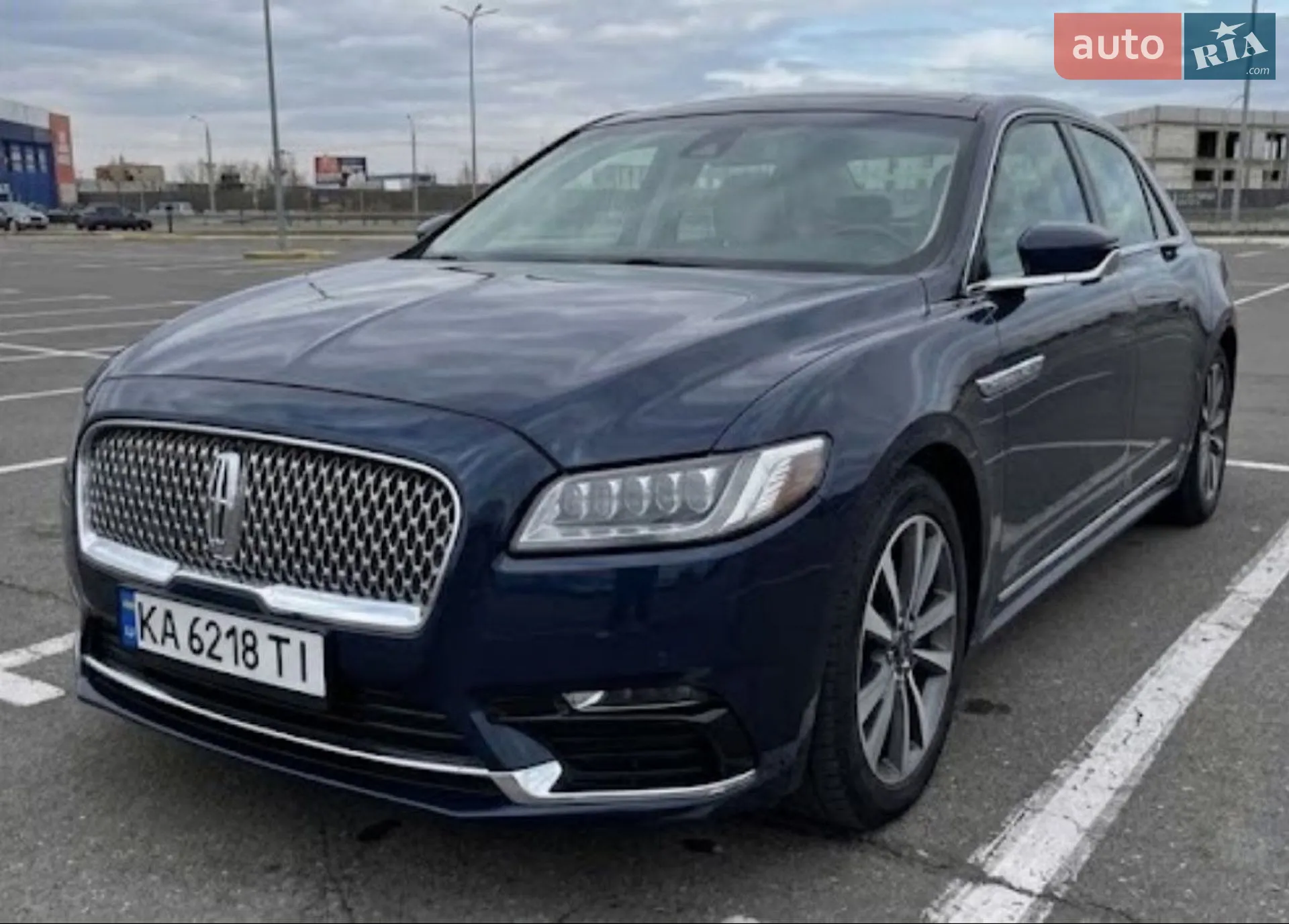 2017 Lincoln Continental - мініатюра 2