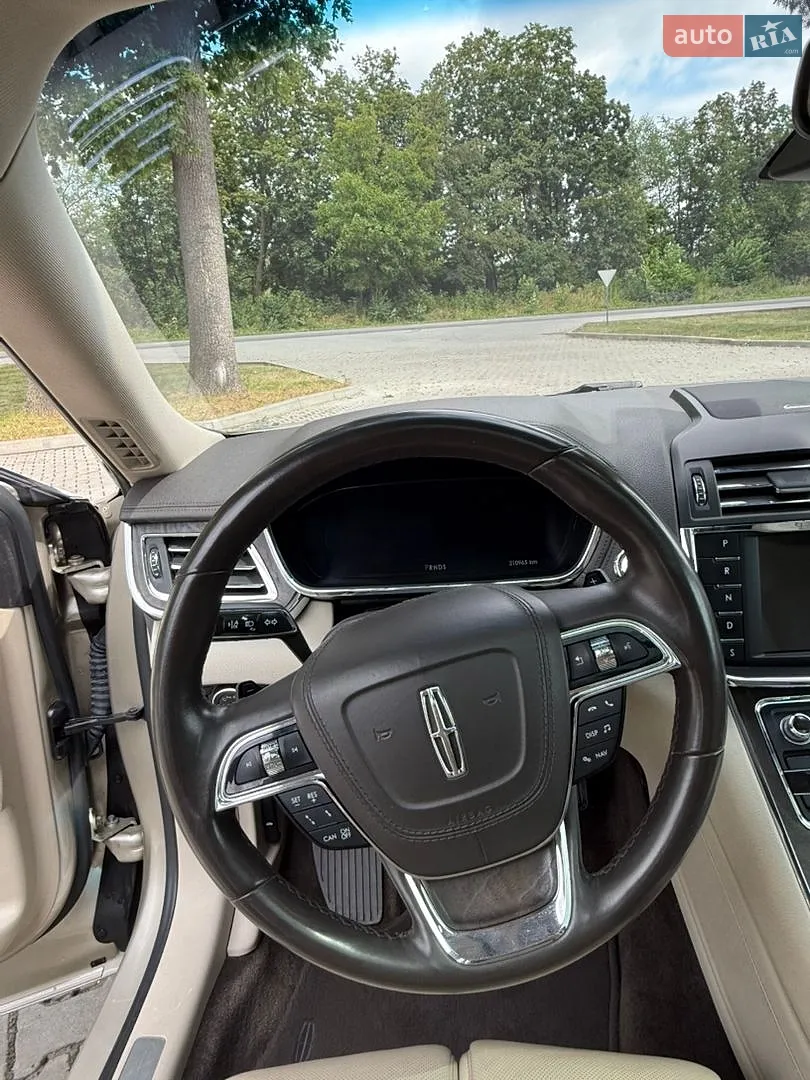 2017 Lincoln Continental - мініатюра 10