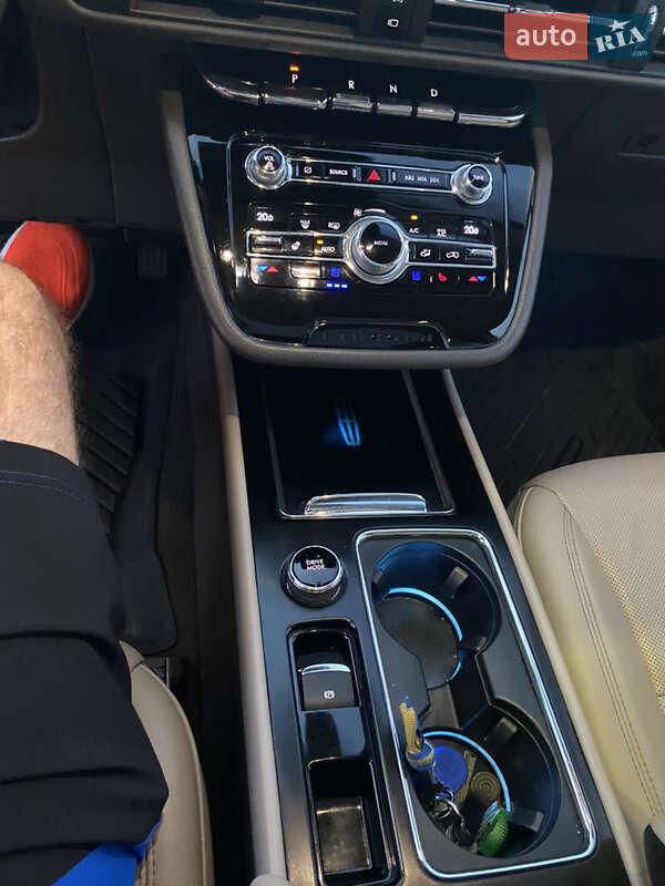 Внедорожник / Кроссовер Lincoln Corsair 2019 в Киеве фото 4 Внедорожник / Кроссовер Lincoln Corsair 2019 в Киеве