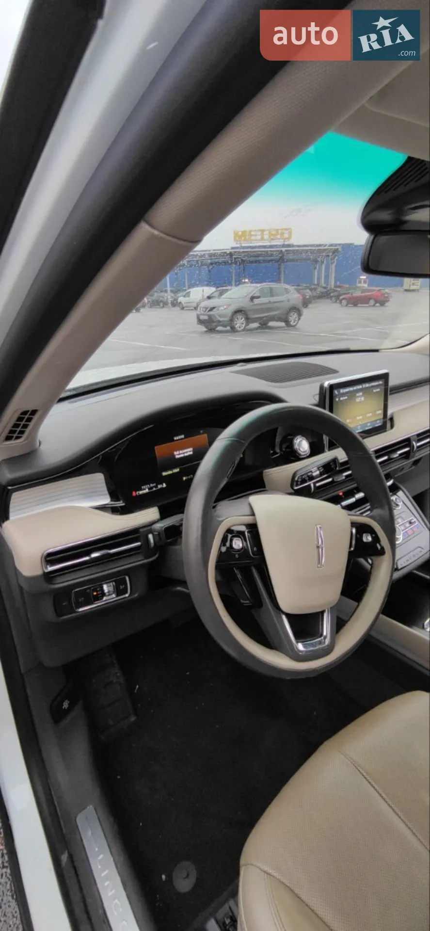 2020 Lincoln Corsair - мініатюра 31