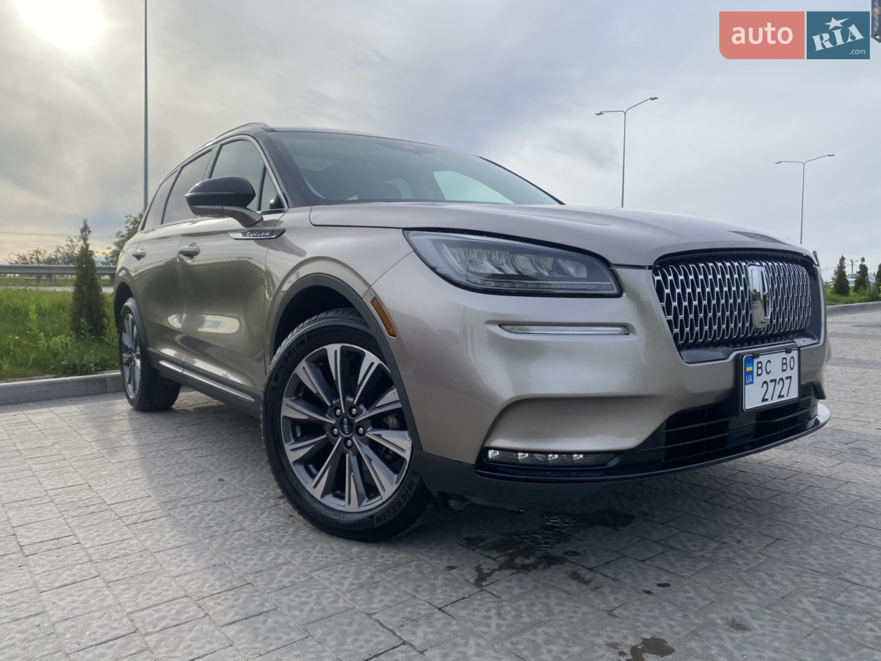 2019 Lincoln Corsair - мініатюра 11