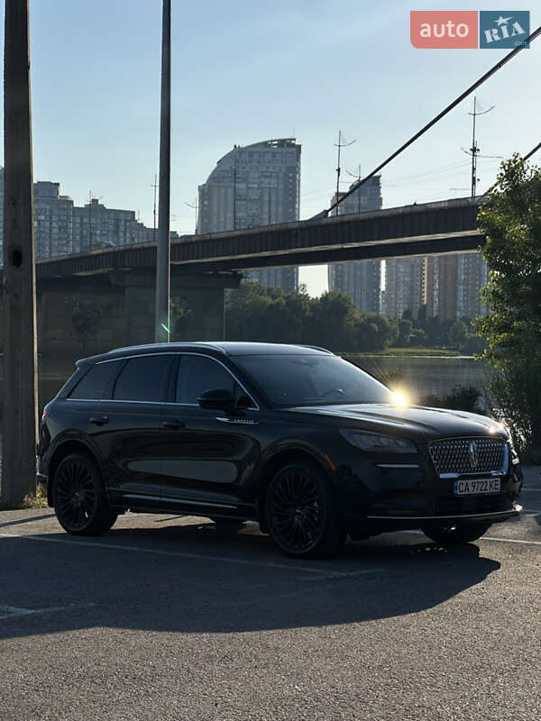 Lincoln Corsair 2021