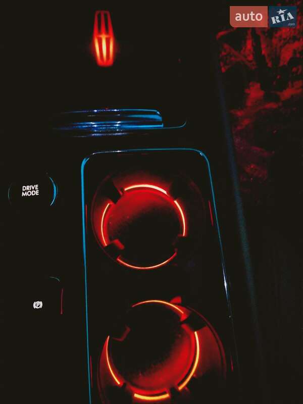 Внедорожник / Кроссовер Lincoln Corsair 2020 в Запорожье фото 23 Внедорожник / Кроссовер Lincoln Corsair 2020 в Запорожье
