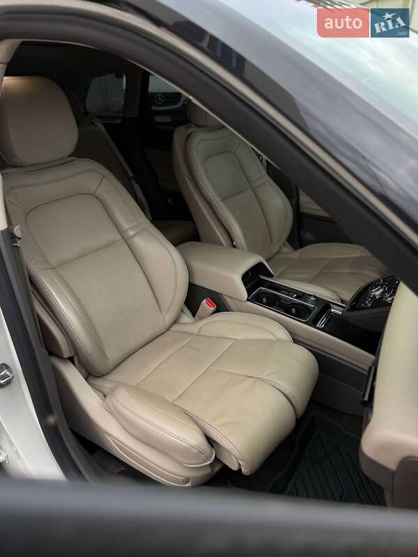 Позашляховик / Кросовер Lincoln Corsair 2022 в Чернівцях