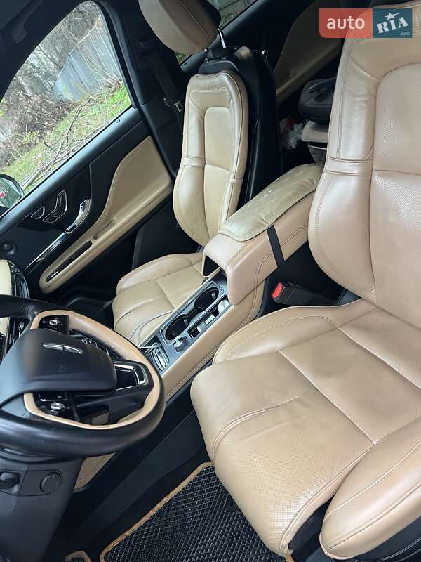 Внедорожник / Кроссовер Lincoln Corsair 2019 в Киеве фото 20 Внедорожник / Кроссовер Lincoln Corsair 2019 в Киеве
