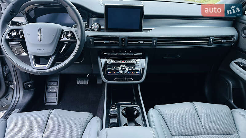 Позашляховик / Кросовер Lincoln Corsair 2021 в Луцьку