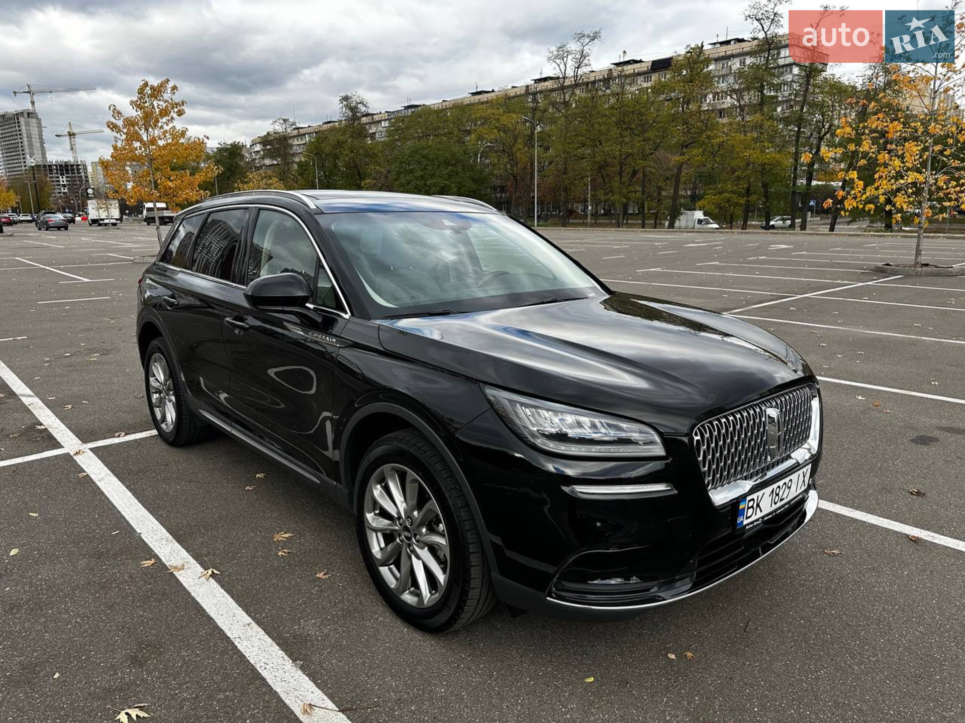 2022 Lincoln Corsair - мініатюра 3
