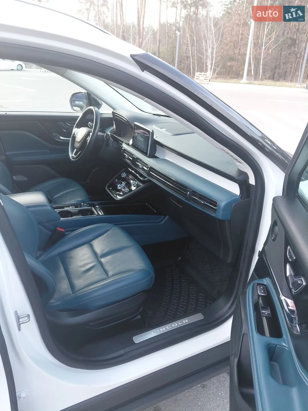 2020 Lincoln Corsair - мініатюра 19