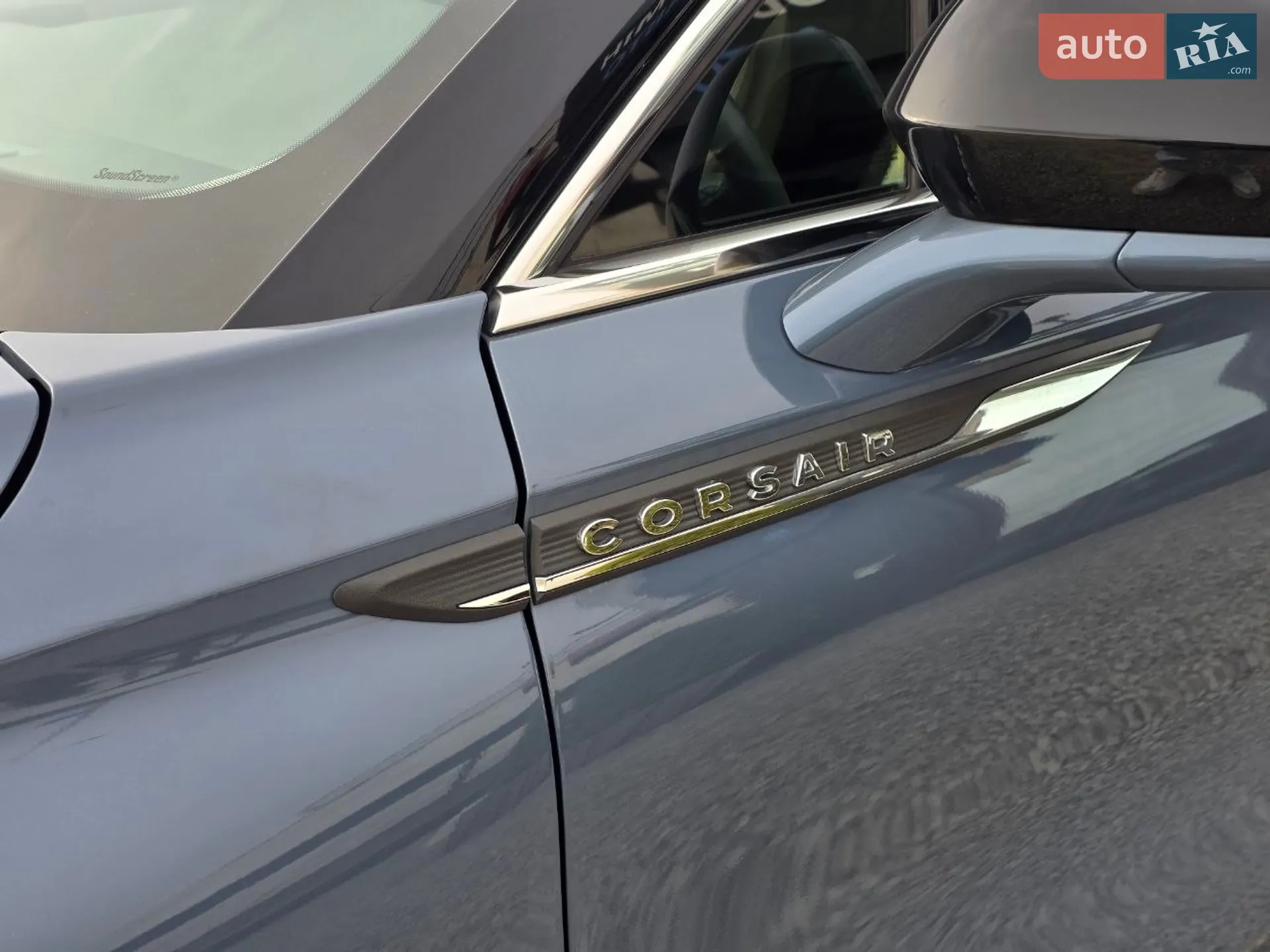 2023 Lincoln Corsair - мініатюра 12
