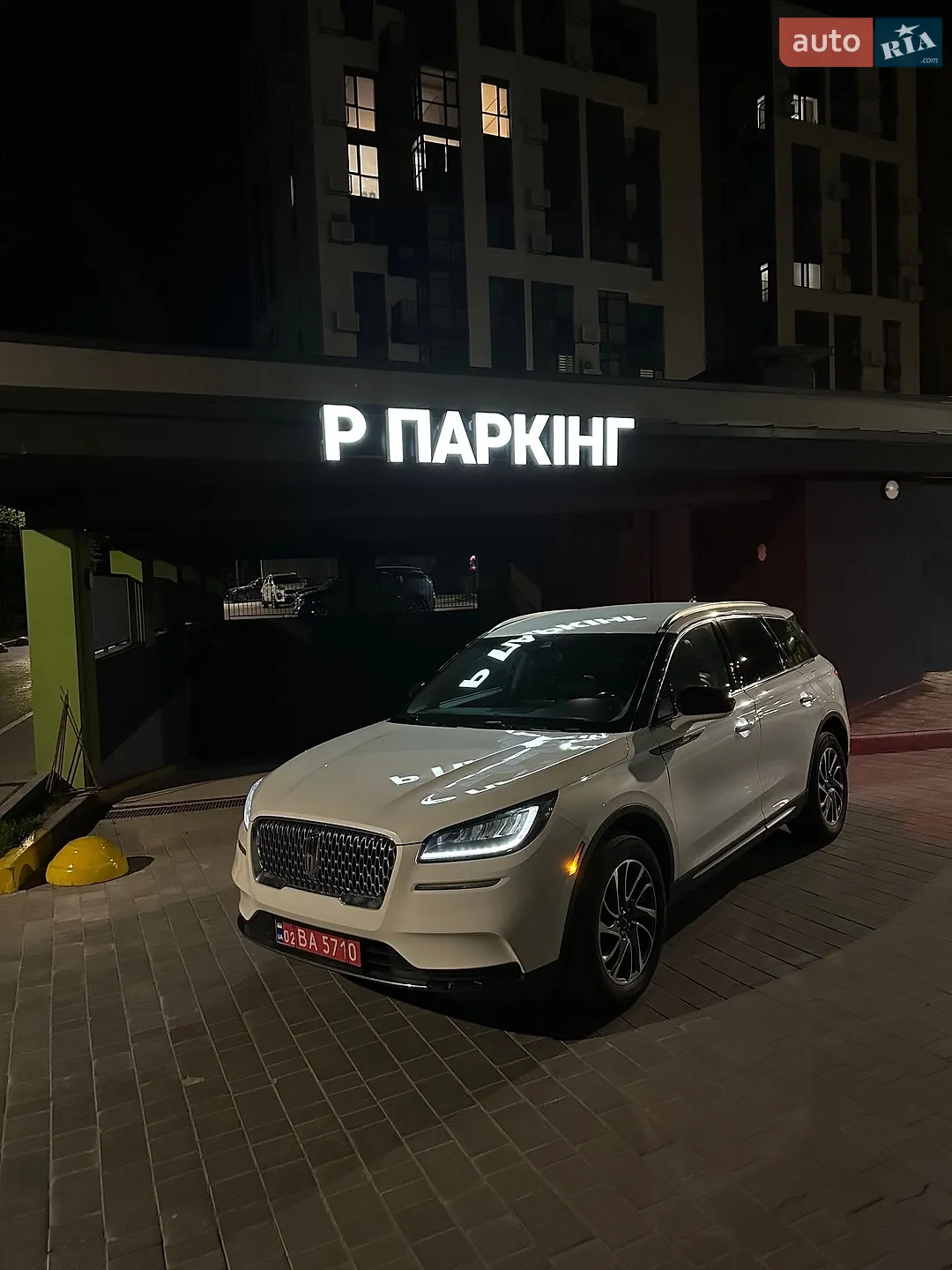 2020 Lincoln Corsair - мініатюра 2