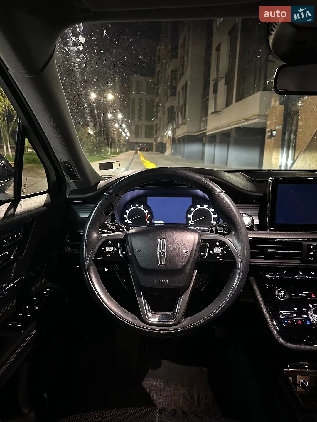 2020 Lincoln Corsair - мініатюра 26