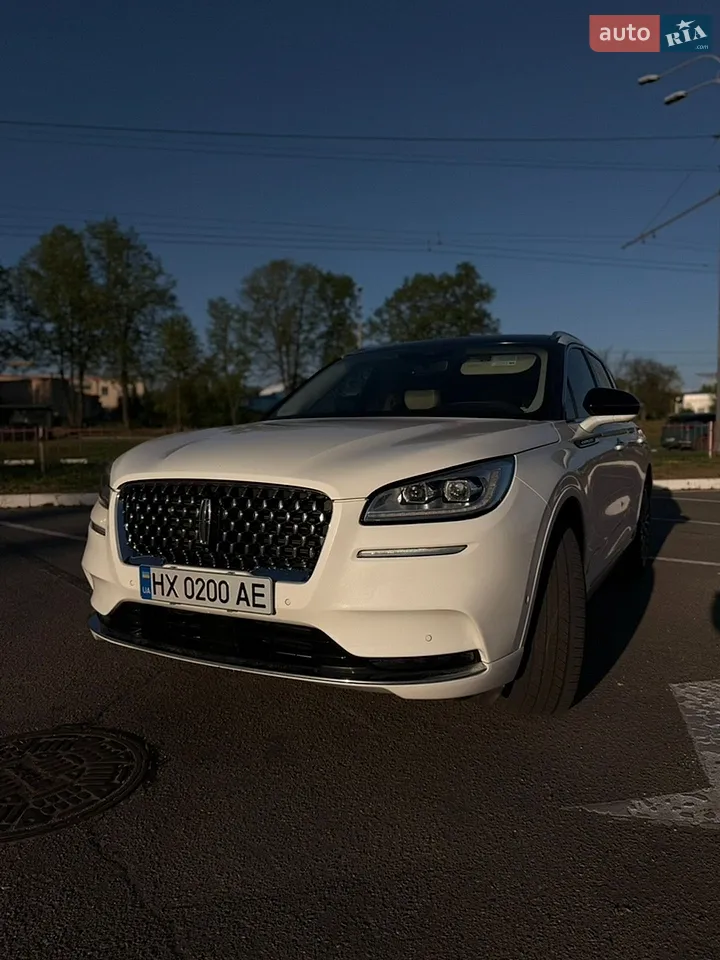 2020 Lincoln Corsair - мініатюра 30