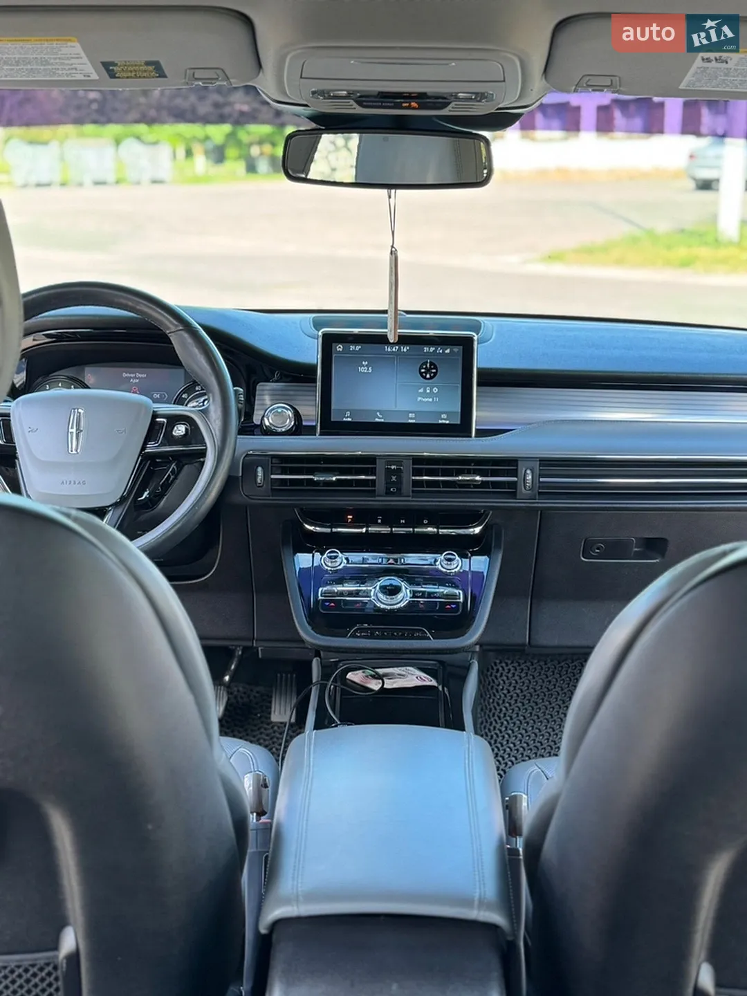 2020 Lincoln Corsair - мініатюра 14