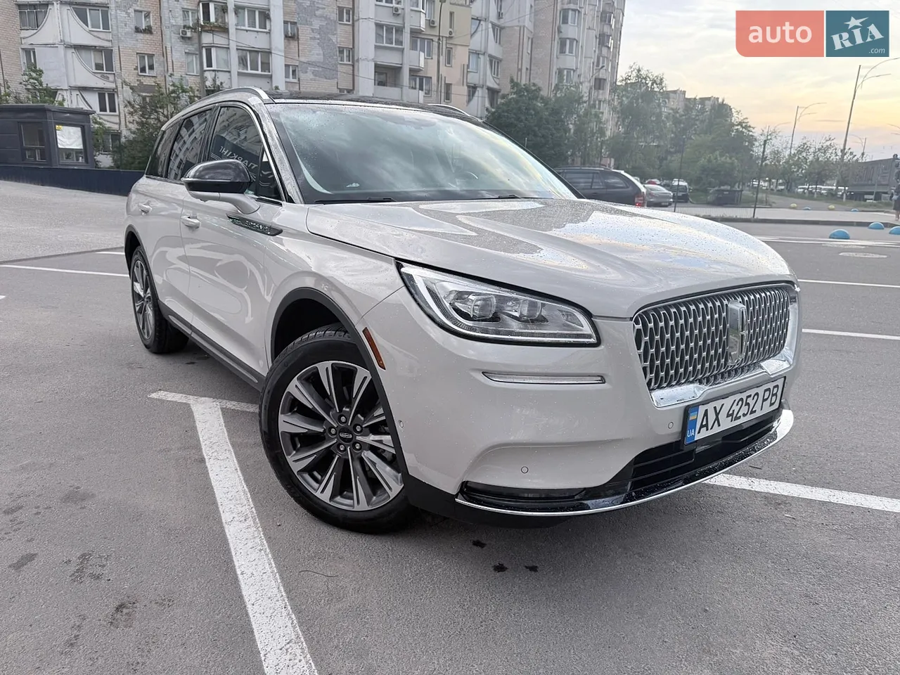 2021 Lincoln Corsair - мініатюра 23