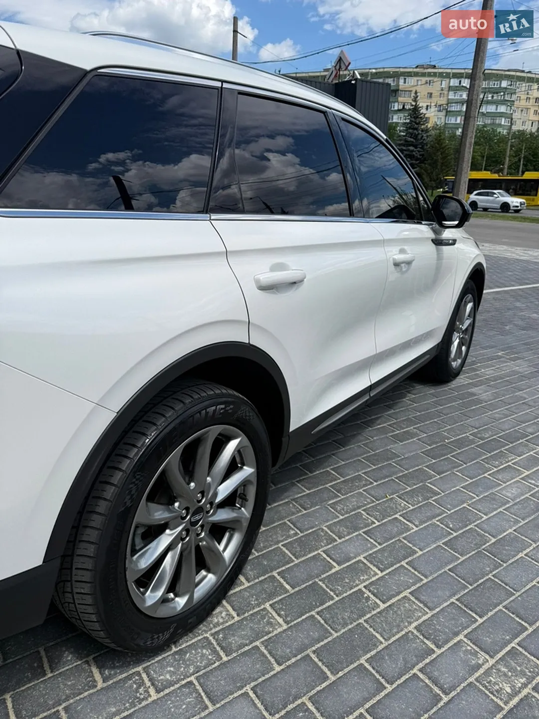 2020 Lincoln Corsair - мініатюра 21