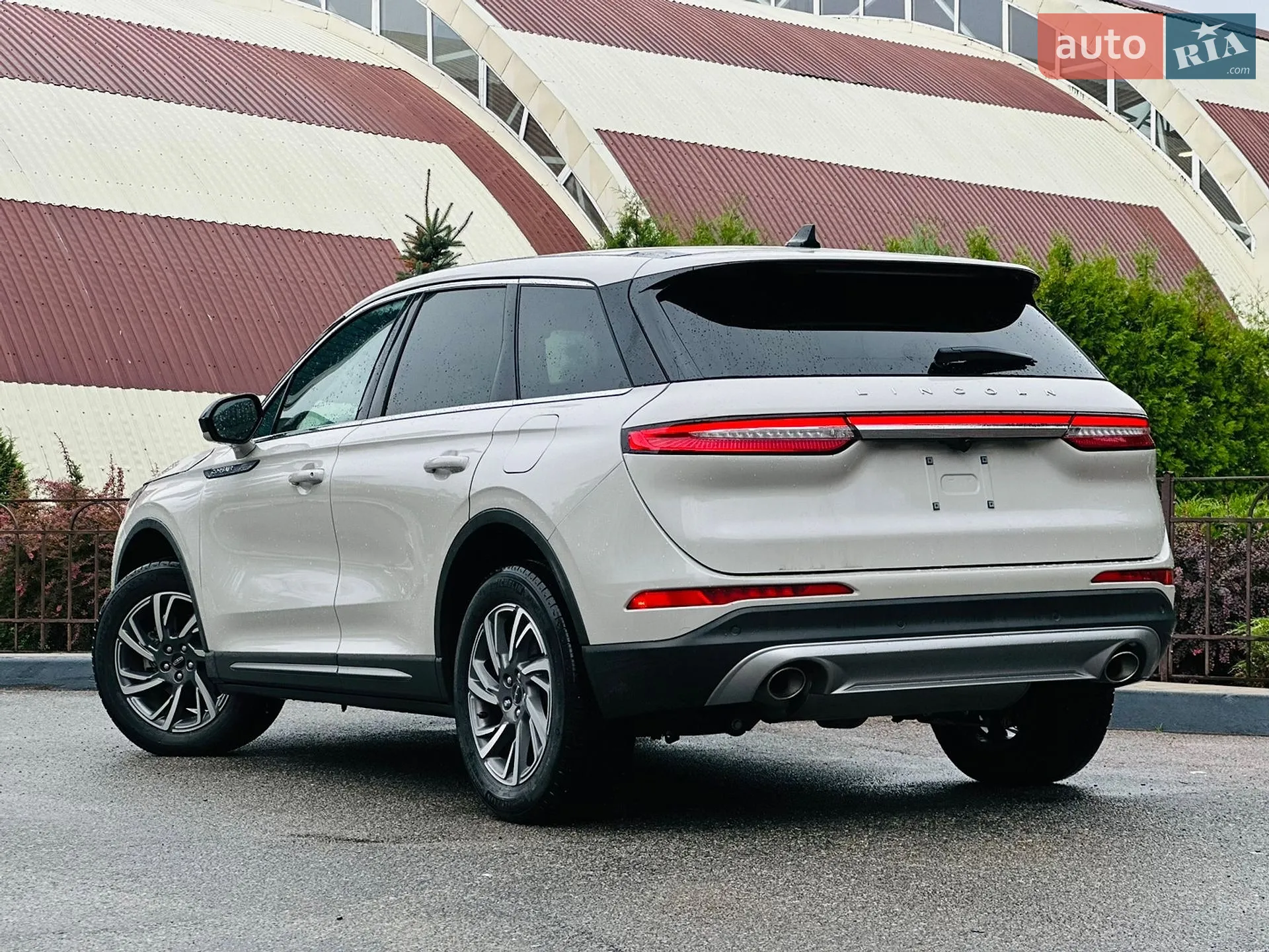 2024 Lincoln Corsair - мініатюра 3