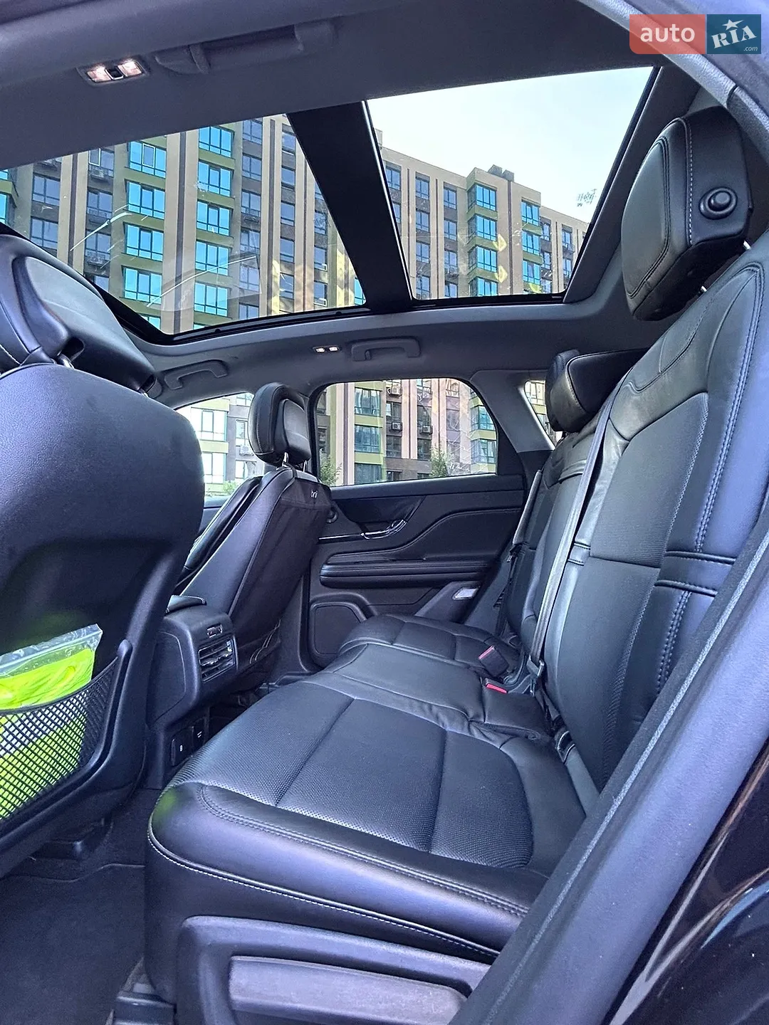 2020 Lincoln Corsair - мініатюра 12