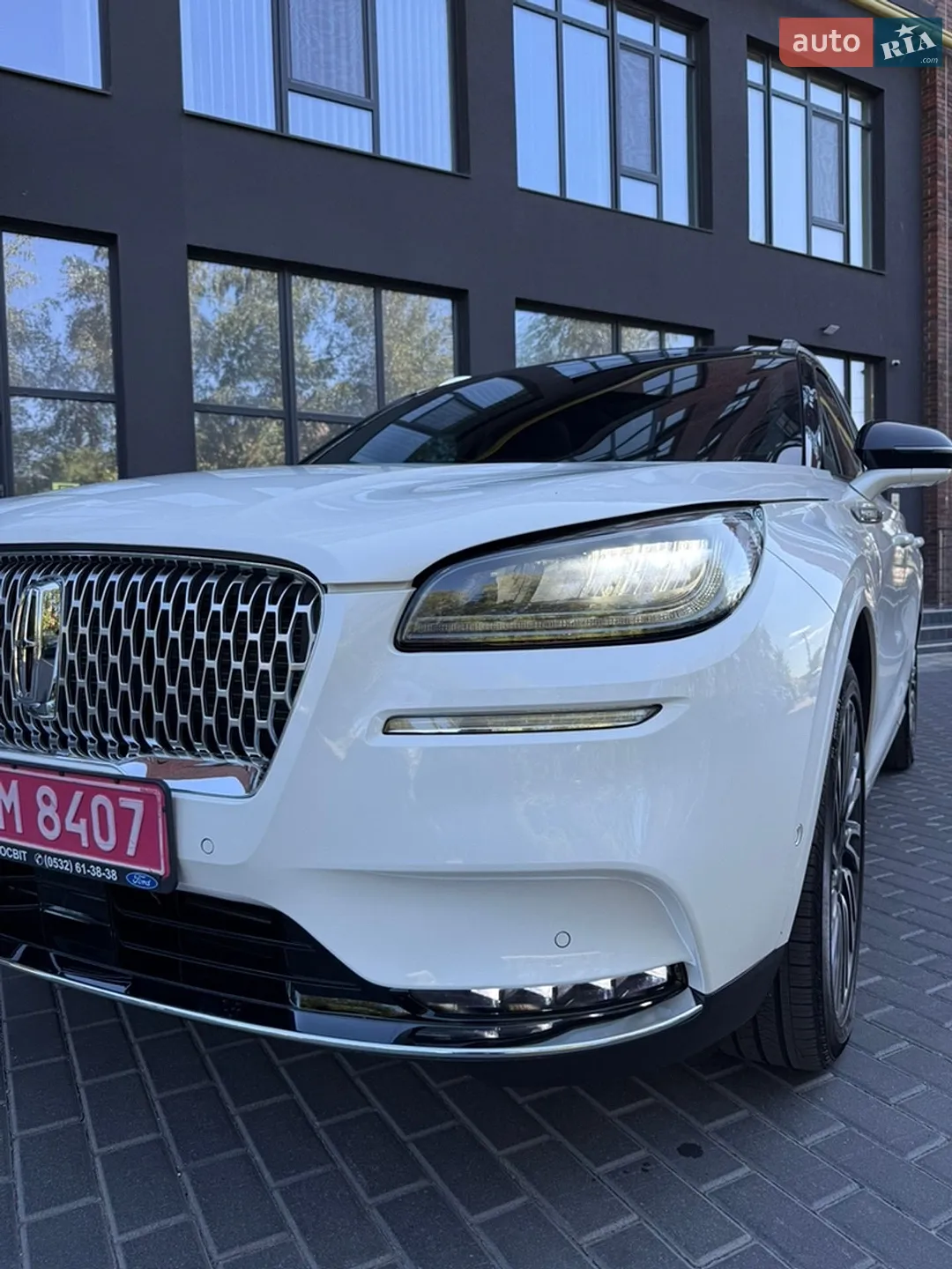 2021 Lincoln Corsair - мініатюра 19