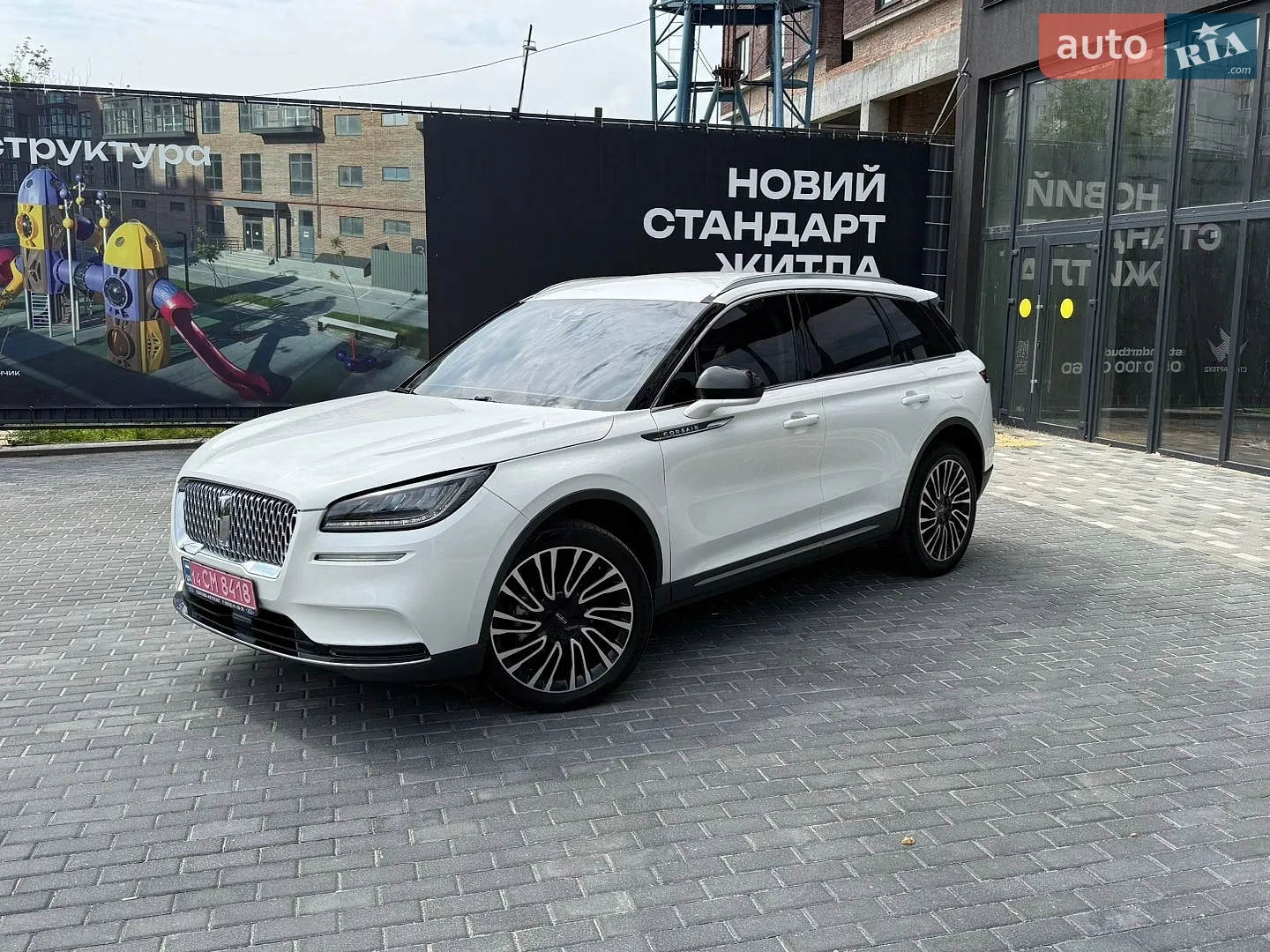 2020 Lincoln Corsair - мініатюра 2