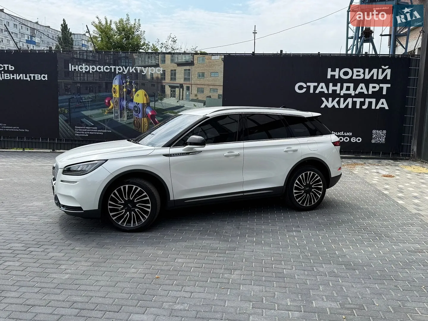 2020 Lincoln Corsair - мініатюра 4