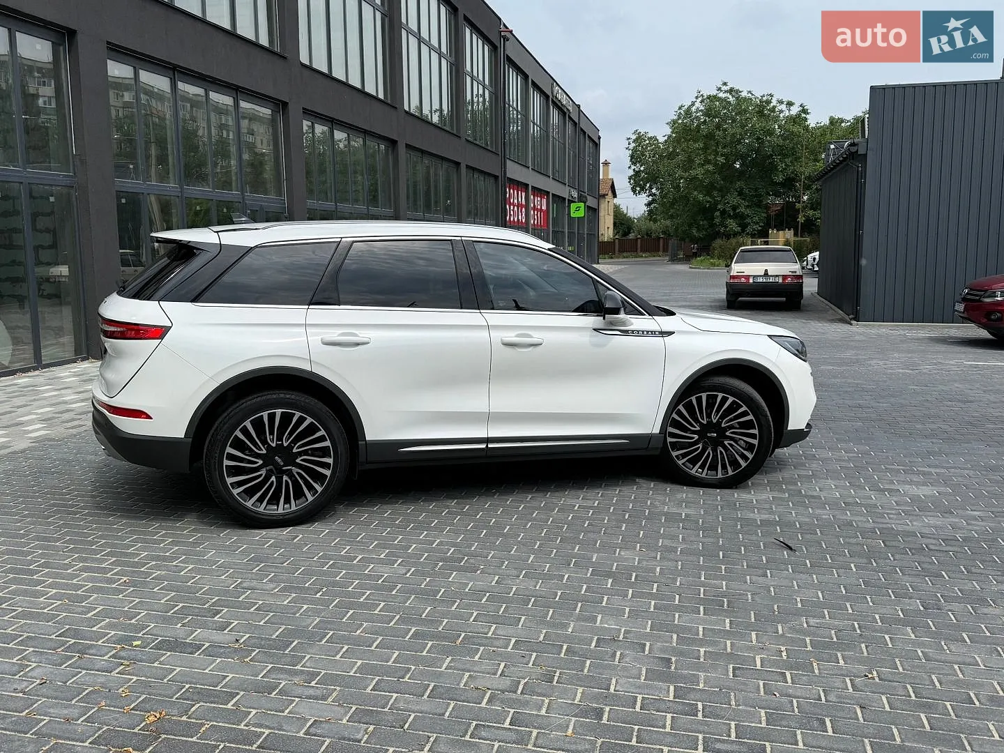 2020 Lincoln Corsair - мініатюра 13