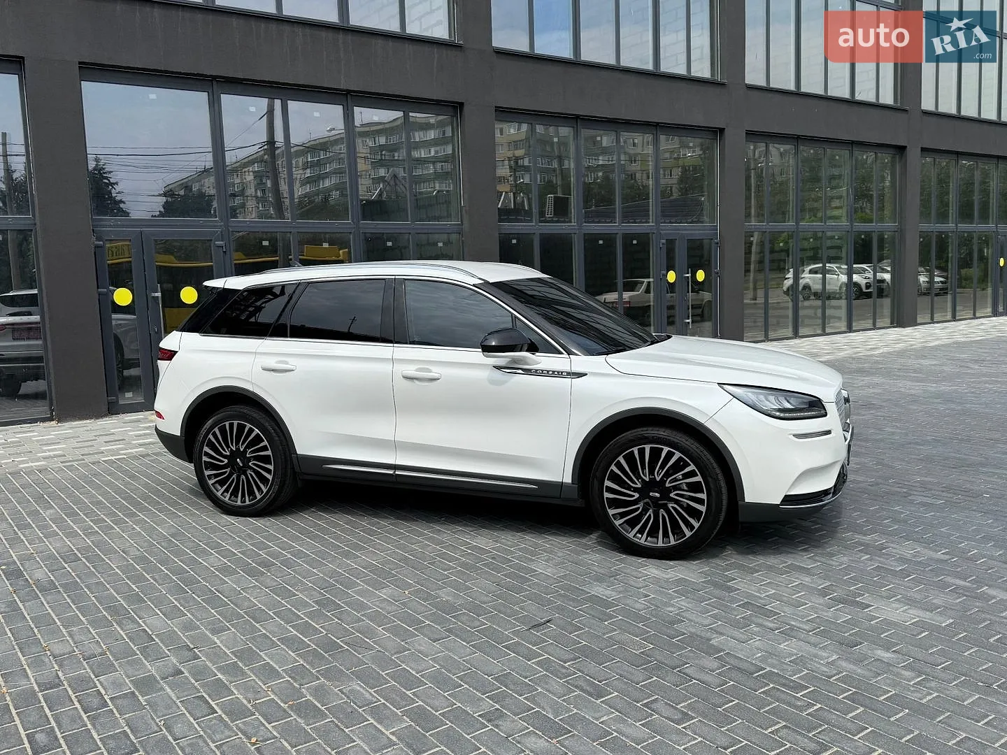 2020 Lincoln Corsair - мініатюра 14