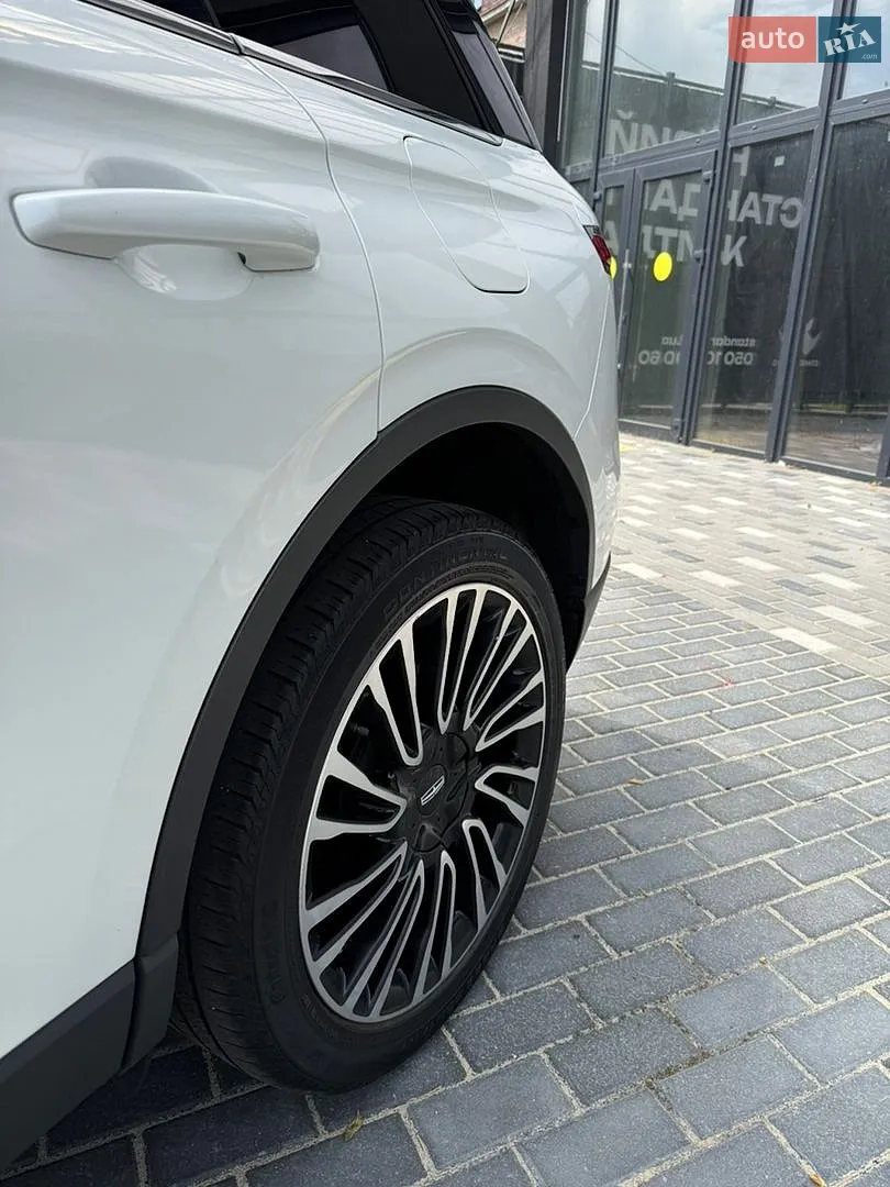 2020 Lincoln Corsair - мініатюра 21