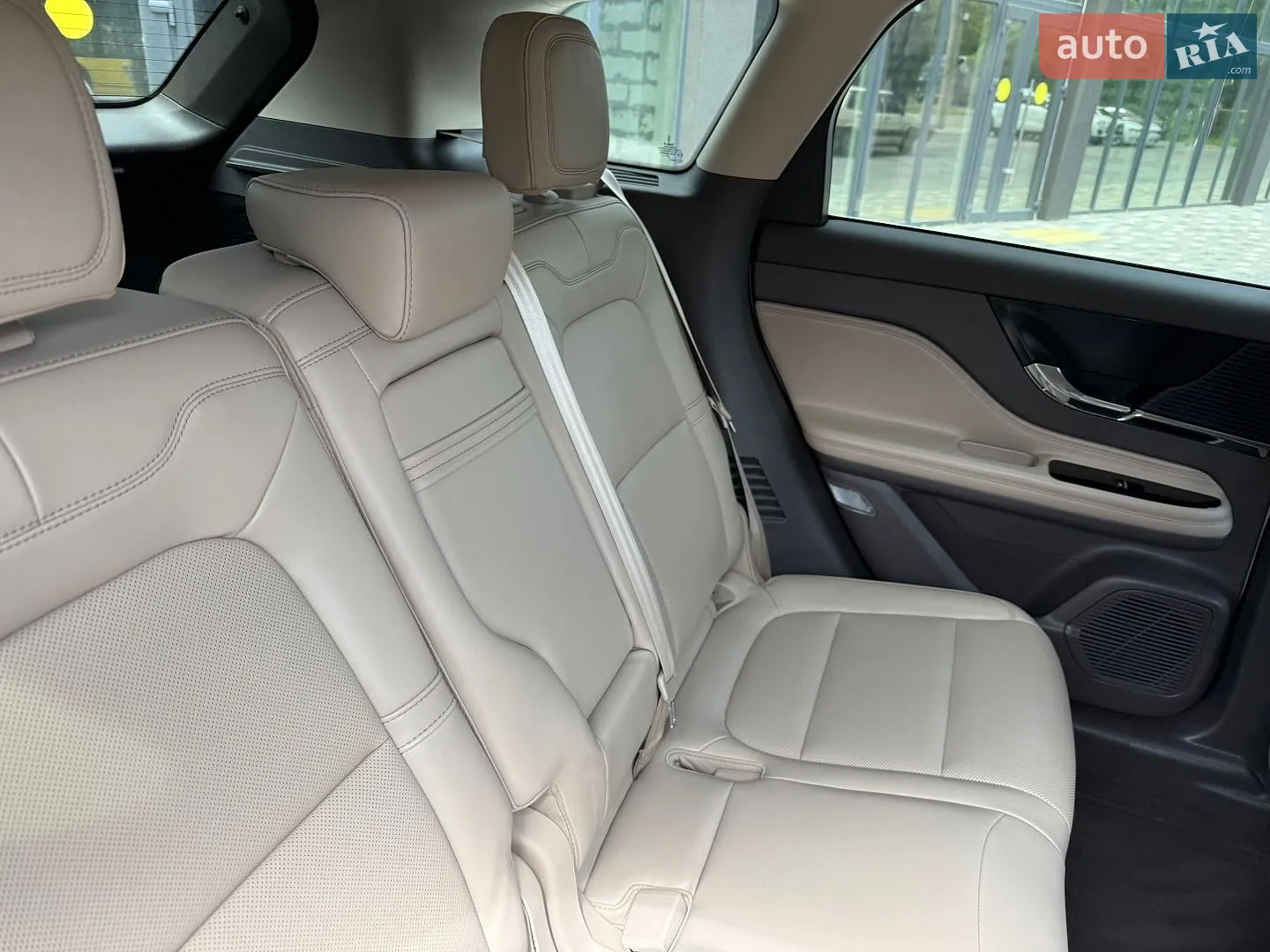 2020 Lincoln Corsair - мініатюра 30