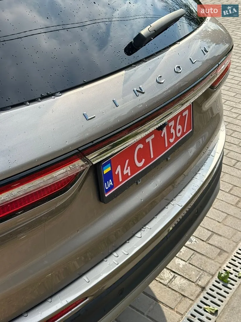 2021 Lincoln Corsair - мініатюра 9