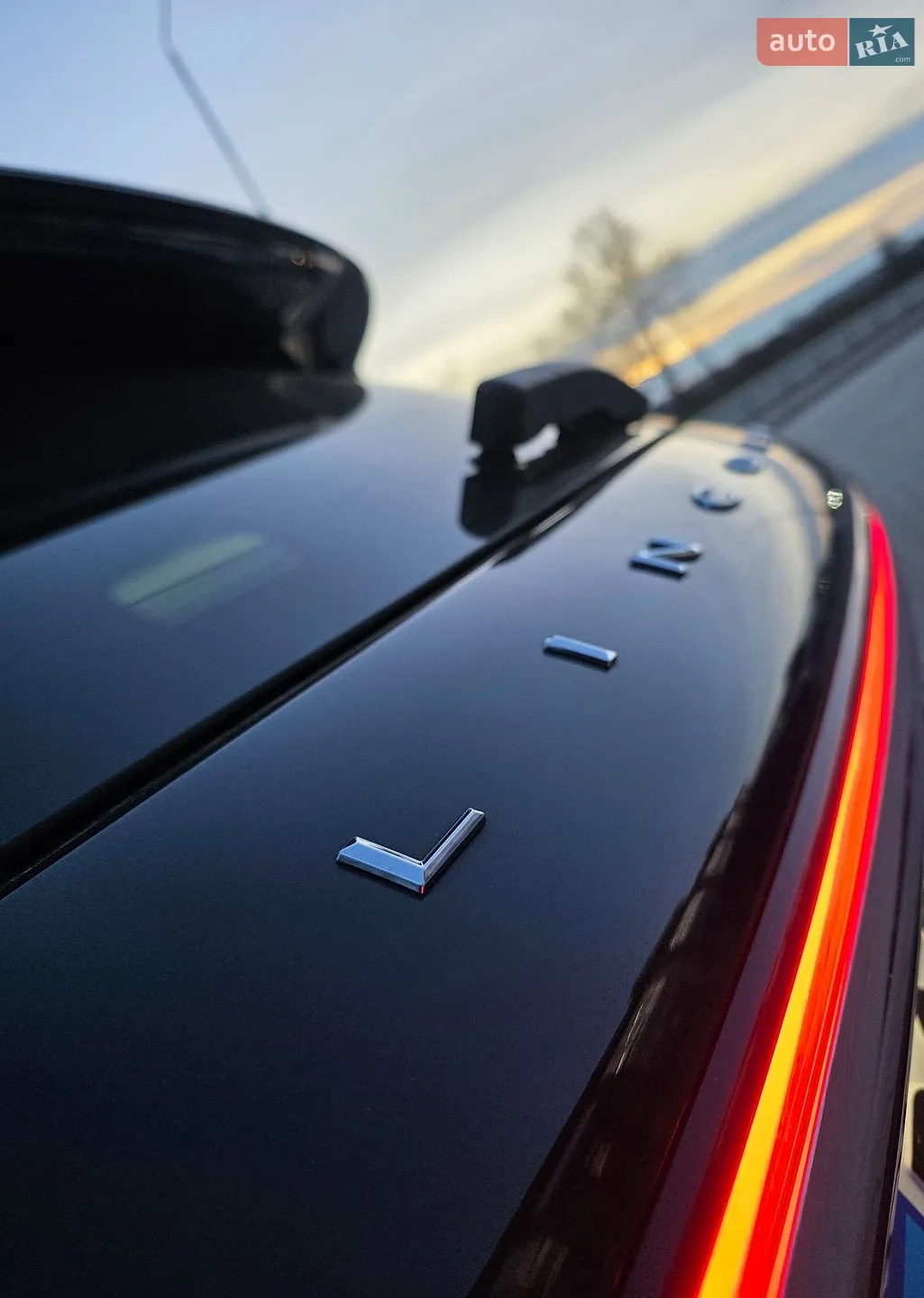 2022 Lincoln Corsair - мініатюра 33