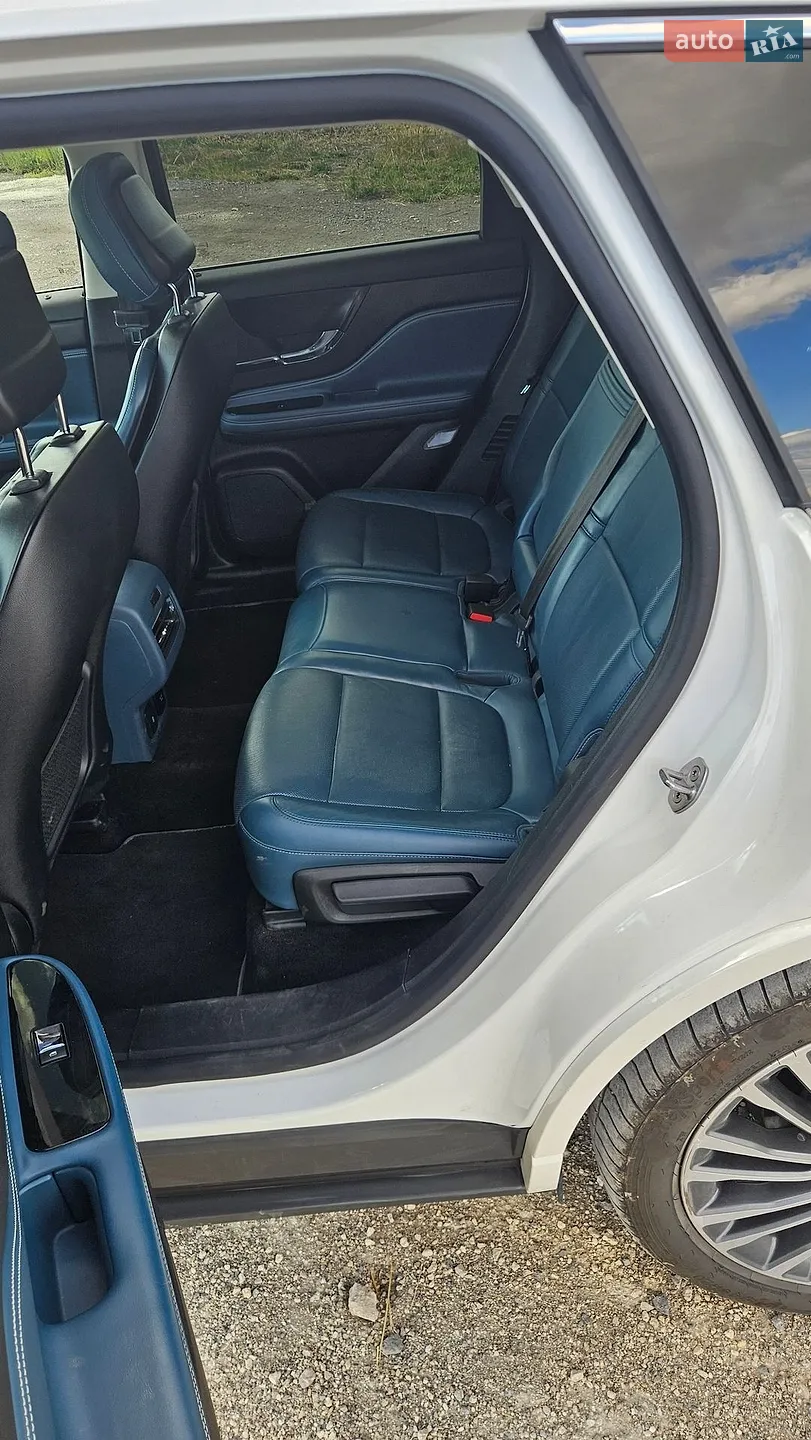 2019 Lincoln Corsair - мініатюра 14