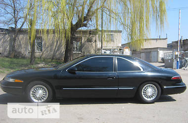 Купе Lincoln Mark 1993 в 