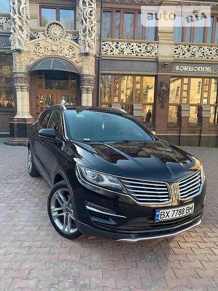 Позашляховик / Кросовер Lincoln MKC 2014 в 