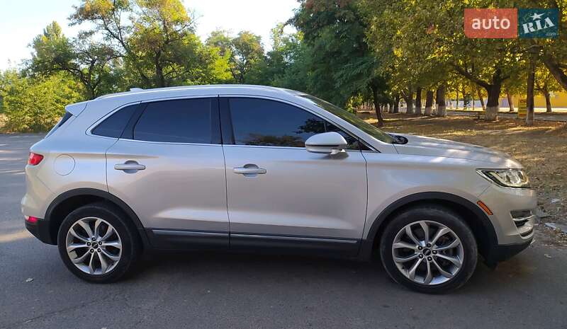 Внедорожник / Кроссовер Lincoln MKC 2015 в Львове