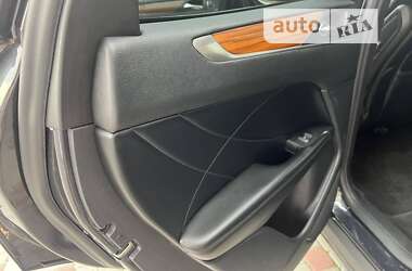 Внедорожник / Кроссовер Lincoln MKC 2014 в 