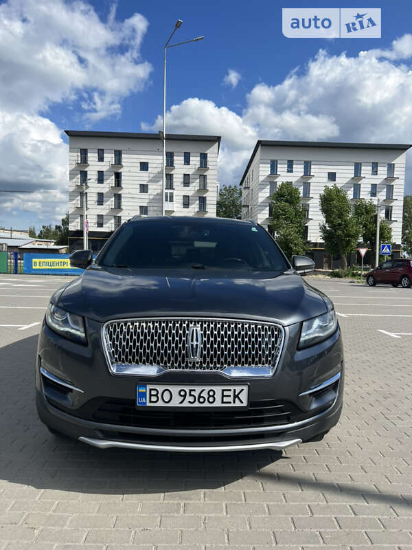 Внедорожник / Кроссовер Lincoln MKC 2018 в 